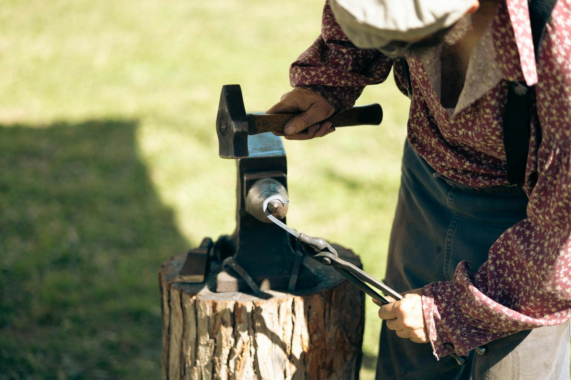 Professional polishing and finishing of copper surfaces